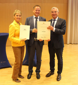 v.l.n.r. Friedlinde Gurr-Hirsch MdL (CDU), Frank Scherer (Landrat des Ortenaukreises), Thomas Strobl (Minister fr Inneres, Digitalisierung und Migration). Bildquelle: Innenministerium