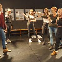 Die jungen Schauspielerinnen beim Theaterworkshop in Offenburg