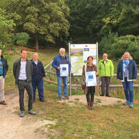 v.l.n.r.: Ulrich Dbereiner (LEADER Ortenau), Philipp Ilzhfer (LRA Rastatt), Tino Rettig (Gde Bhlertal), Claus Haberecht (LEADER Mittelbaden), Sandra Bequier (LRA Ortenaukreis), Albert Beck (Schwarzwaldverein), Gunia Wassmer (Weinparadies Ortenau), Andr