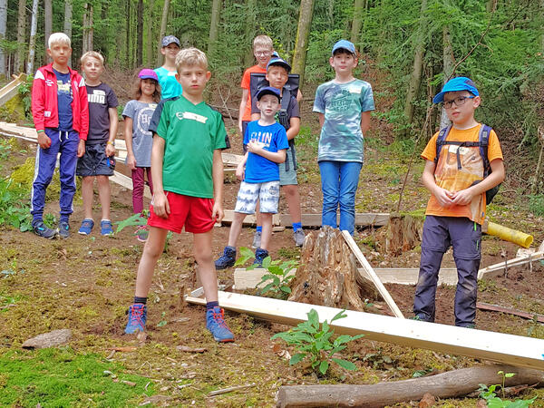 Ferienprogramm Waldwirtschaft Gruppenbild