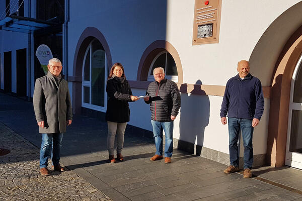 von links nach rechts: Oppenaus Brgermeister Uwe Gaiser, Christiane Benz, Landratsamt Ortenaukreis; Martin Springmann, Vorsitzender der Teilnehmergemeinschaft und Ortsvorsteher von Ibach und Hubert Treyer, stellv. TG-Vorsitzender und Ortsvorsteher von Ra