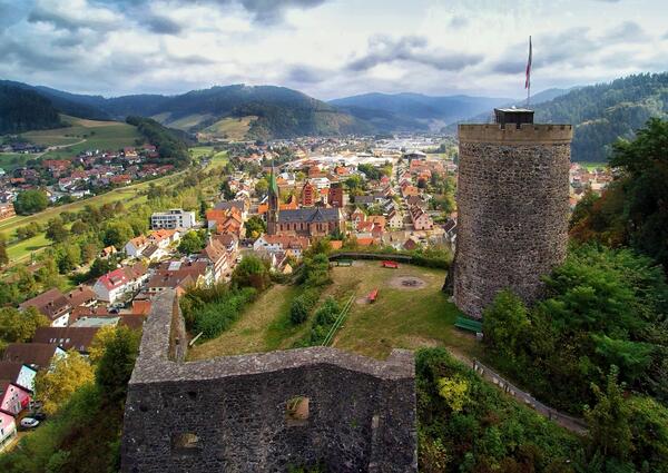 Burg HusenStadt Hausach