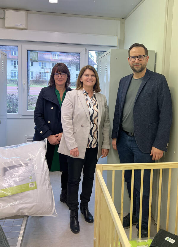 Wohlfühlspende fürs Containerdorf